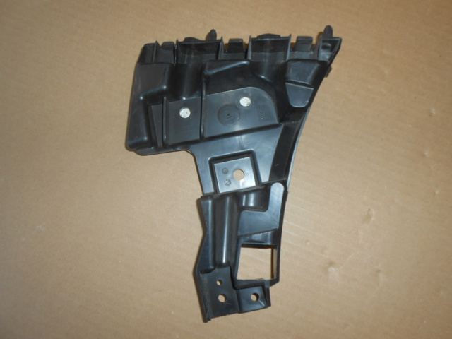 Купить 31425463 Volvo Кронштейн бампера переднего