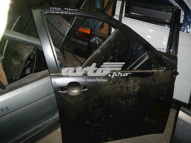 Купить 67001B4050 Daihatsu Дверь передняя правая