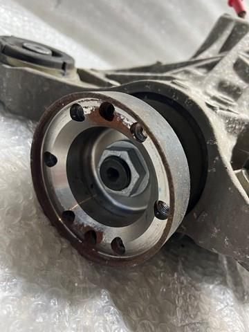 Купить LR091689 Land Rover 