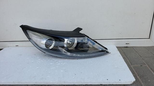 Фара правая Hyundai/Kia 921023U111