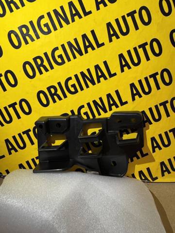 Кронштейн решетки радиатора Mazda KSD450162 цена, от 3.41 USD