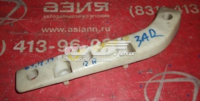 85226ED000 Nissan/Infiniti Правое крепление заднего бампера