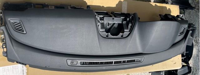 77100TVAA00ZA Honda Передняя панель