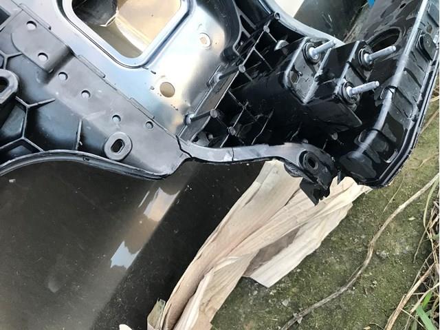 Рамка радиатора 64101R2000 Hyundai/Kia