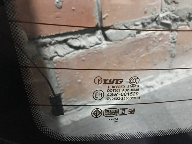 Заднее автостекло XYG GS1214D21 цена, от 126.17 USD