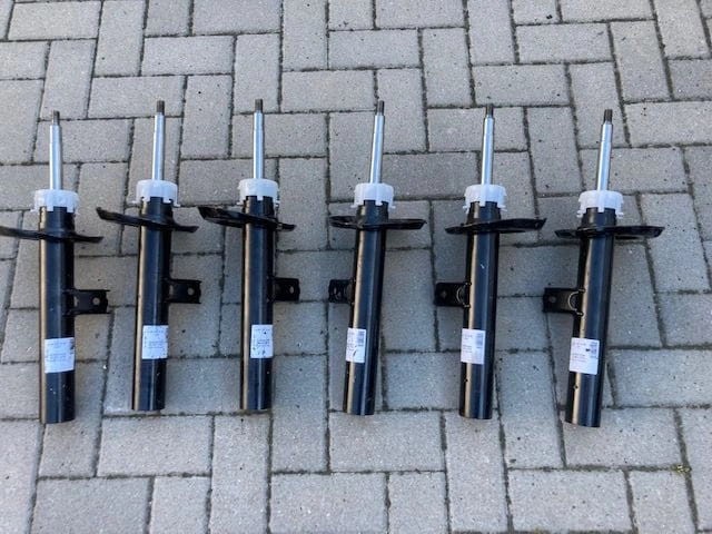 A2473232900 Mercedes Амортизатор передний левый
