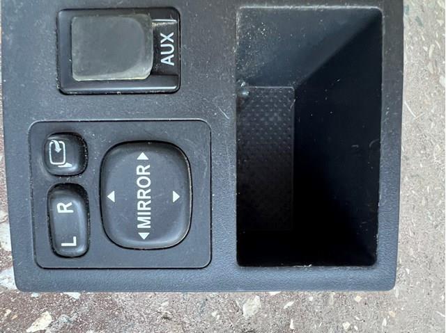 8487028020 Toyota Unidade de controlo dos espelhos de retrovisão, na porta