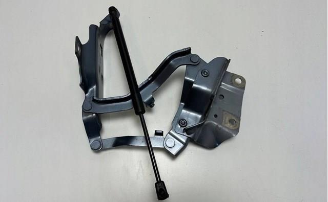Петля капота, левая Land Rover LR080204 цена, от 63.27 USD