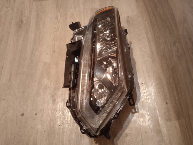 Купить 27X110E Polcar Фара основная правая