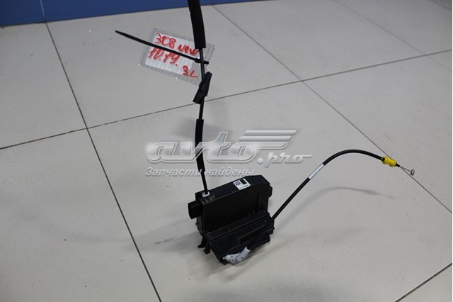 Замок двери задней левой на Peugeot 308 II LB, LP, LW, LH, L3
