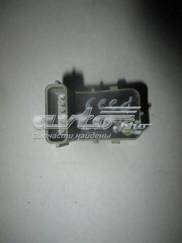 Датчики парковки задний Hyundai/Kia 95720A2001
