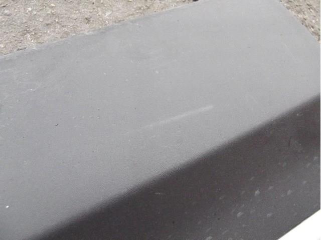 Молдинги дверей, комплект 87722R2000 Hyundai/Kia