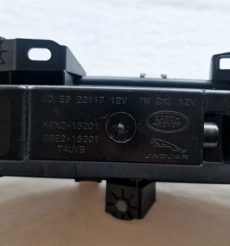  Land Rover LR152162