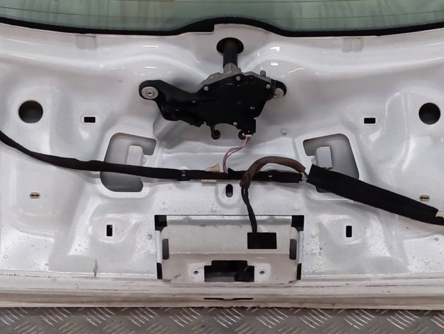 Купить 901001260R Renault (RVI) Дверь задняя багажная
