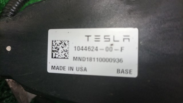  104462400F Tesla Motors