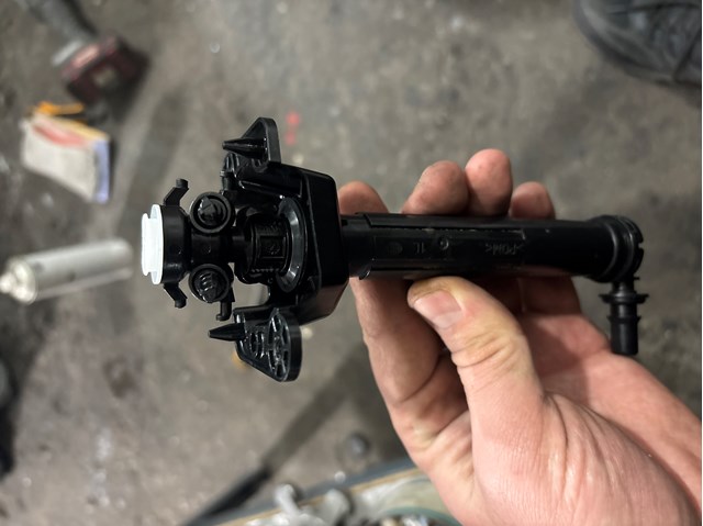 4M8955101A VAG 