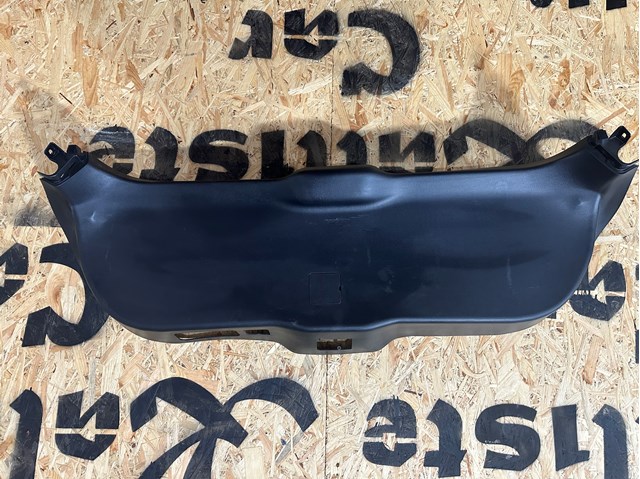 BCKD68960A02 Mazda Пластик пятой двери
