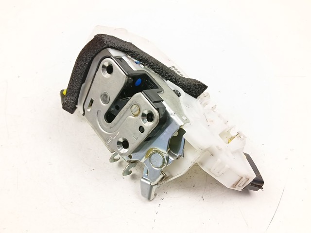 805016FP0A Nissan/Infiniti Замок двери водителя