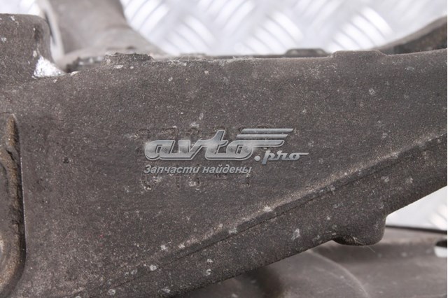 Цапфа задняя левая C2P12736 Jaguar