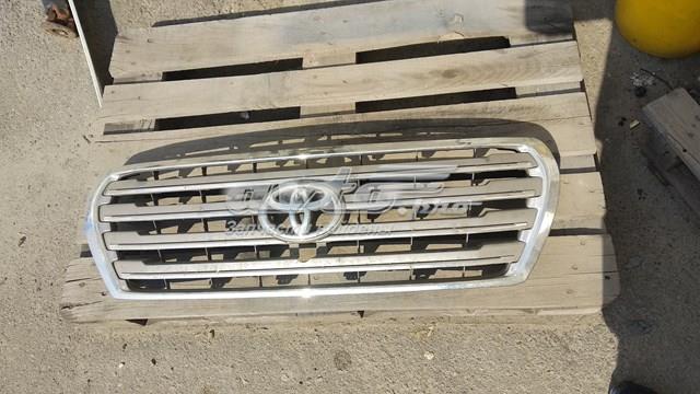 Купить 5310160A40 Toyota Решетка радиатора