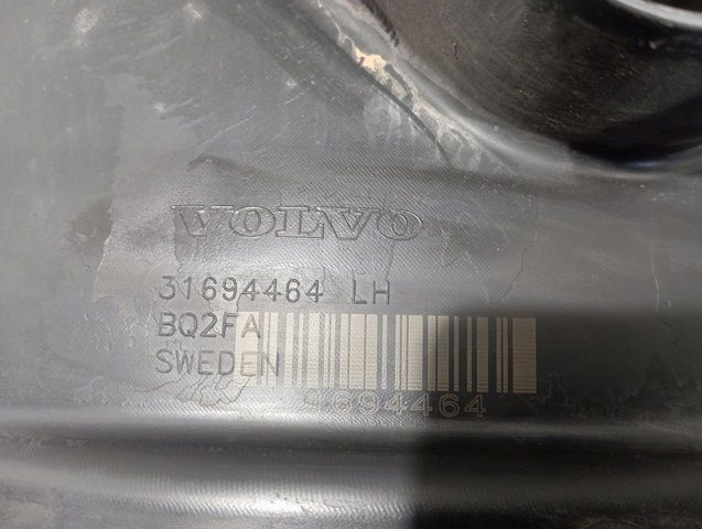 Купить 31694464 Volvo Подкрылок передний левый