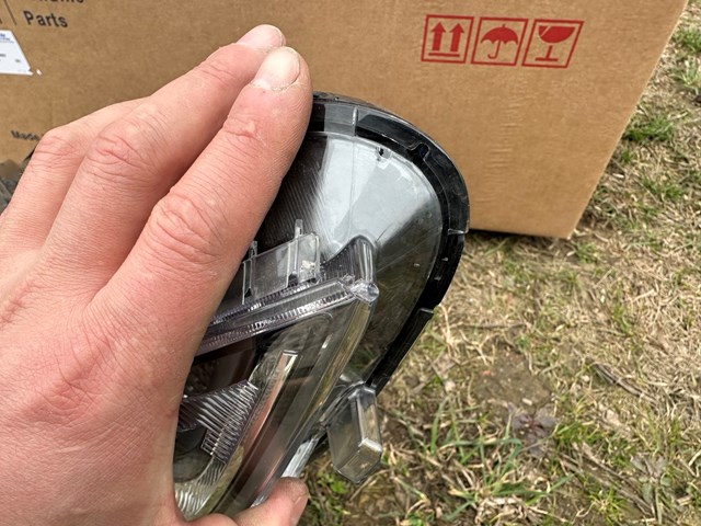 92102K7100 Hyundai/Kia Фара передняя правая