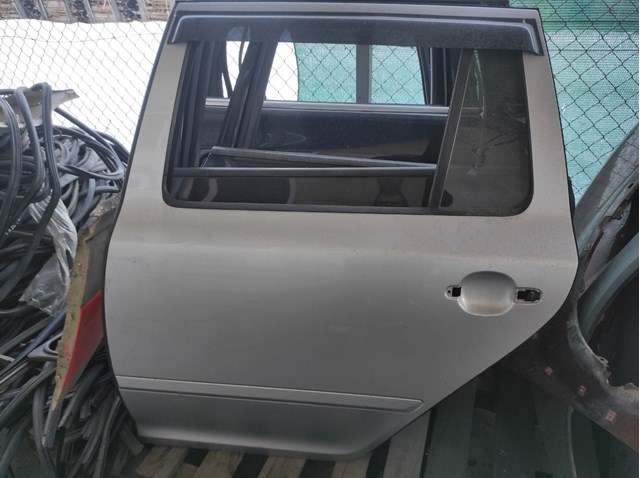  Дверь задняя левая Skoda Octavia 