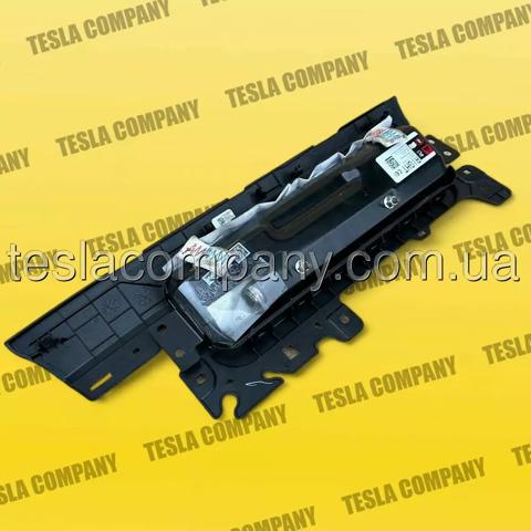 Подушка безопасности (AIRBAG) пассажирская, защиты коленей Tesla 107782600D цена, от 50.79 USD