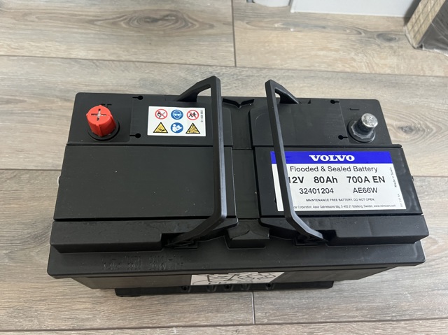 Купить 32401204 Volvo Батарея аккумуляторная