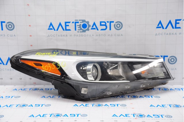 Фара правая Hyundai/Kia 92102B0700