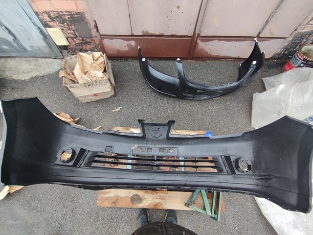 Передний бампер 62022ED040 Nissan/Infiniti