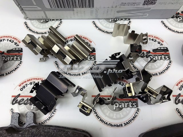 Задние тормозные колодки A0004205102 Mercedes