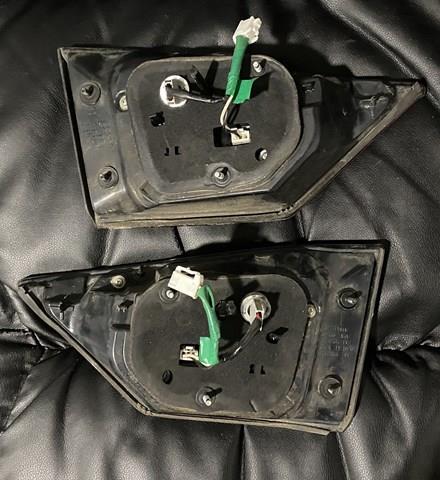 8158133240 Toyota Фара задняя правая внутренняя