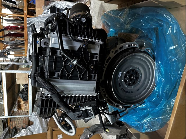 Купить A1330100000 Mercedes Двигатель голый