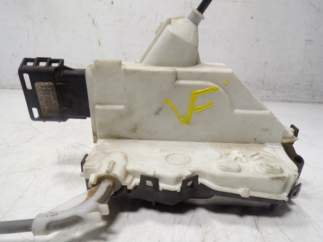 Замок двери задней левой на Citroen C-Elysee  