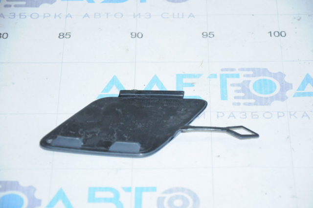 Заглушка бампера буксировочного крюка FPS FP1447930