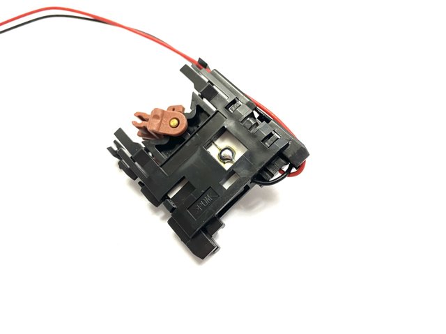  Датчик уровня топлива Geely Mk 