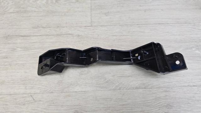 Кронштейн крепления противотуманной фары правой FPS FP5042932 цена, от 8.04 USD