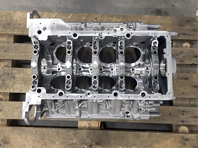  BMW 11118093293 цена, от 2758.91 USD