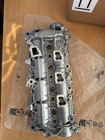 Распредвал двигателя, комплект 1697054780 Peugeot/Citroen