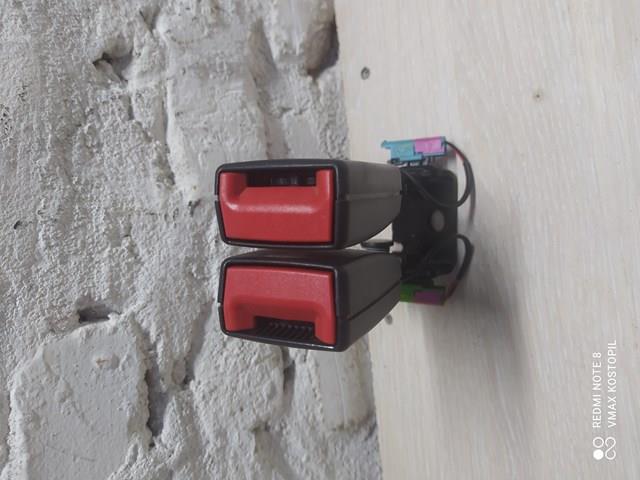 31332776 Volvo 
