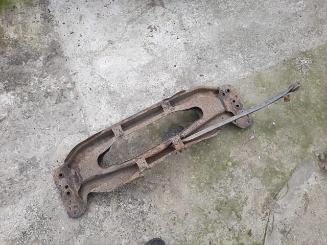Viga de suspensão traseira (plataforma veicular) Alfa Romeo 147  937
