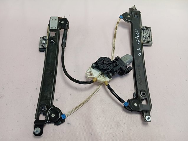 Стеклоподъемник задней правой двери Peugeot/Citroen 9827880680
