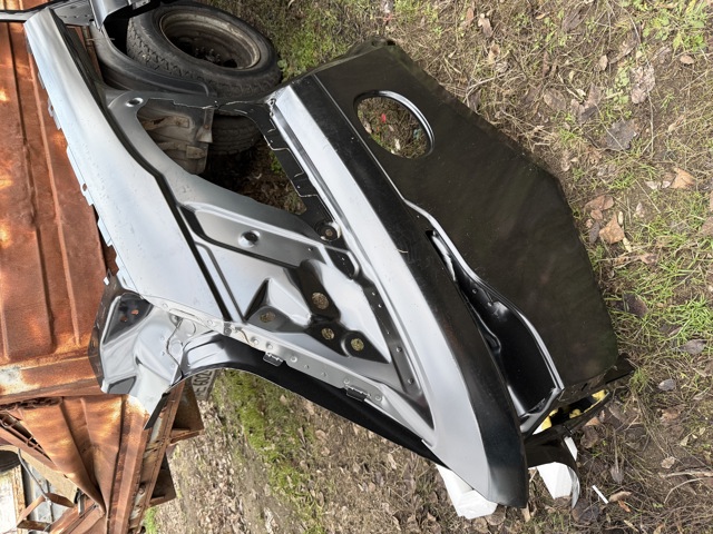 Крыло заднее правое LR091293 Land Rover