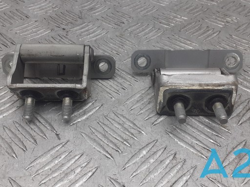 Купить 90400CY200 Nissan/Infiniti Петля задней багажной, 3/5 -ой двери