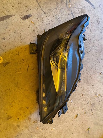 Правая блок фара Toyota 8114530F80 цена, от 706.21 USD