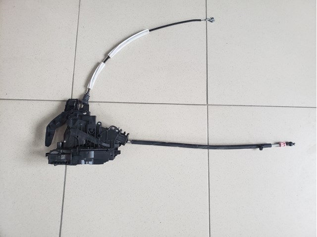 Купить A0997200802 Mercedes Замок передней правой двери