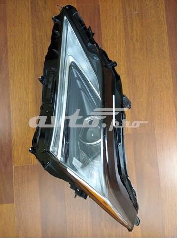 811500E270 Toyota Фара