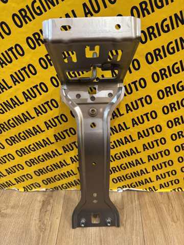 KBB35215Y Mazda Кронштейн замка капота