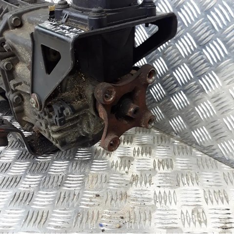  YC1R7003HG Ford